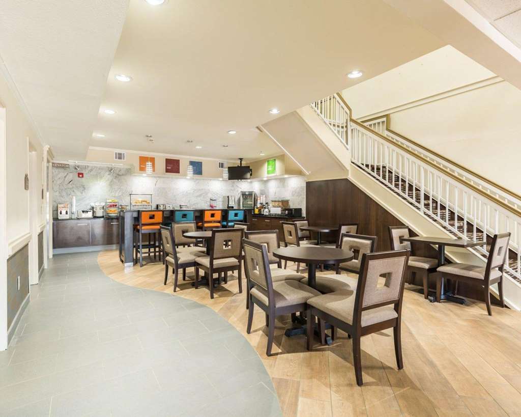 Econo Lodge Inn & Suites East Houston I-10 Restaurante foto