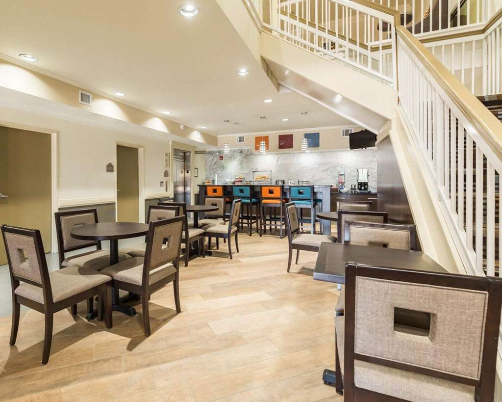 Econo Lodge Inn & Suites East Houston I-10 Restaurante foto